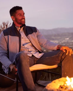 Flag & Anthem MADEFLEX MOVEMENT COLORBLOCK FULL-ZIP MOCKNECK JACKET