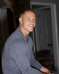 Flag & Anthem MADEFLEX MOMENTUM SLUB HENLEY