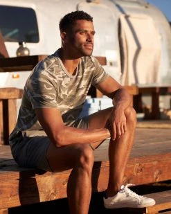 Flag & Anthem ARCHIE CAMO BURNOUT TEE