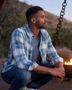 Flag & Anthem CHATHAM BURNOUT SLUB V-NECK TEE